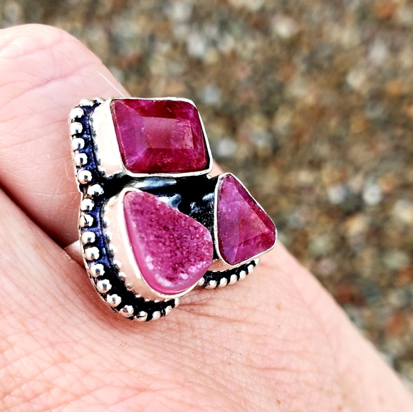 New Cherry Ruby and Druzy 925 Silver Ring. - Picture 10 of 14